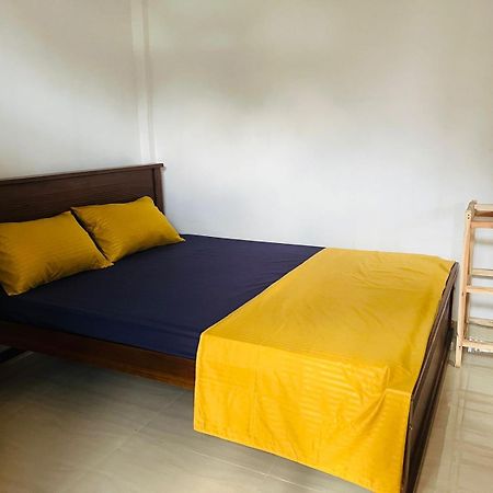 J & J Homestay Dżafna Zewnętrze zdjęcie