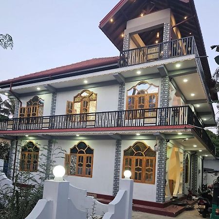 J & J Homestay Dżafna Zewnętrze zdjęcie